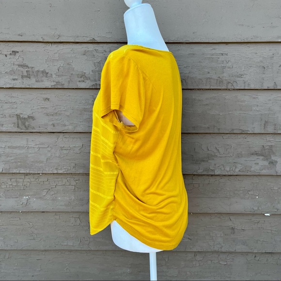 Ann Taylor ribbon effect top! - Picture 3 of 6